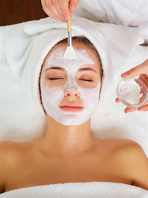 facials images